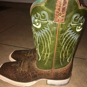 Brand New Ariat Boots